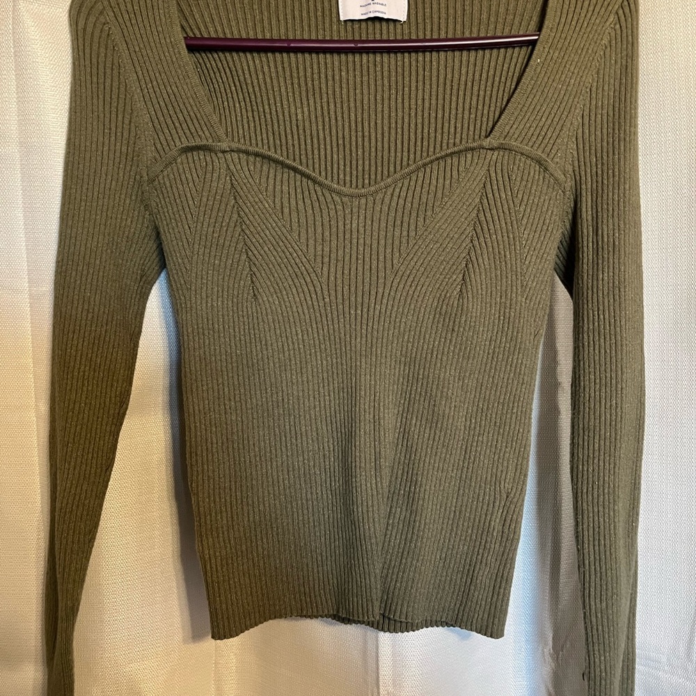 Old Navy Olive Ribbed Sweater